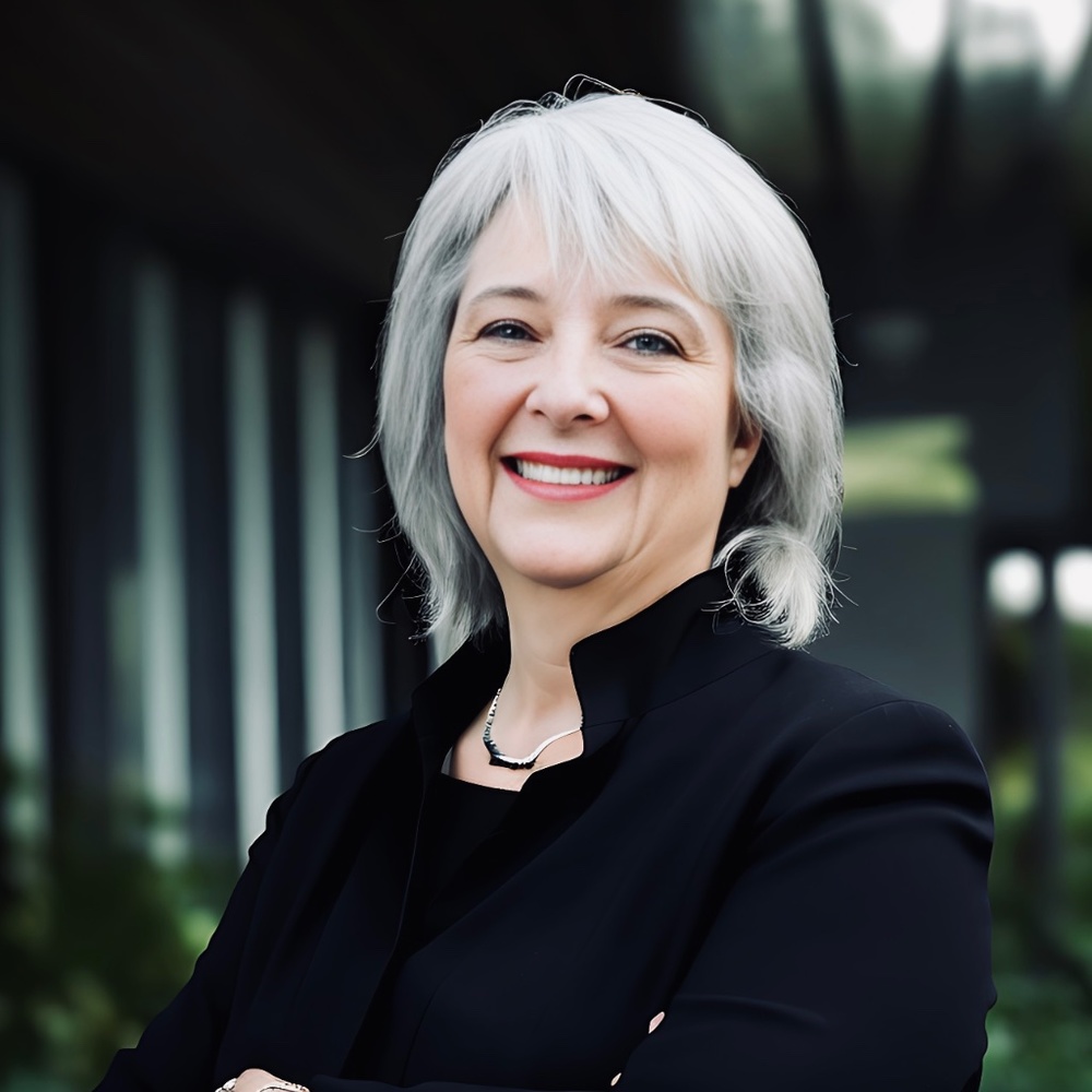 Meet your Posher, Shelly